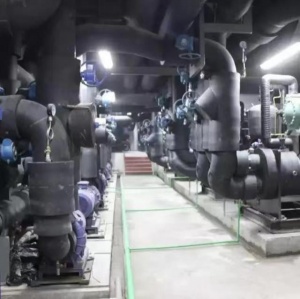 空调冷凝水管道橡塑保温施工队设备铝皮保温工程